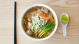 Cocina vietnamita saludable: pho, rollitos frescos y 10 recetas ligeras