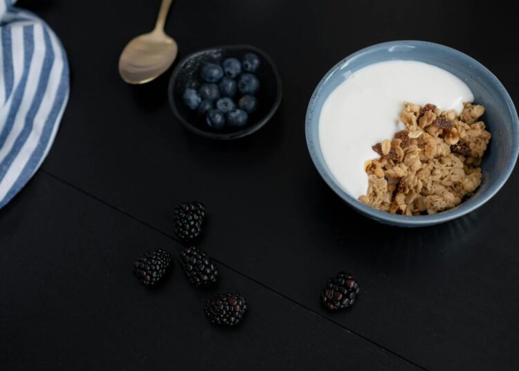 Granola casera sin azúcar: receta básica y 5 variantes saludables