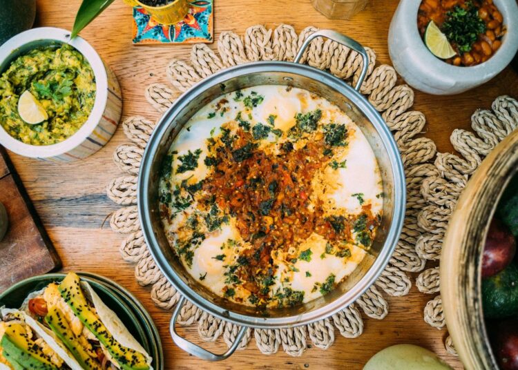 Hummus casero: la receta perfecta con garbanzos, tahini y limón