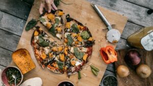 Pizza casera para niños: receta saludable y masa fácil