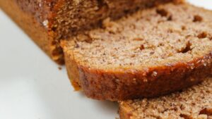 Pan de plátano saludable: receta fácil y esponjosa
