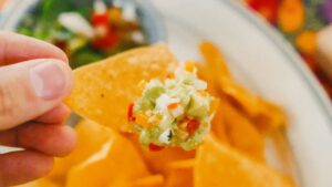 Nachos caseros al horno: receta crujiente y fácil